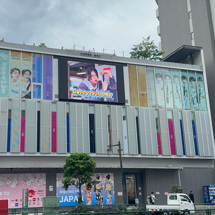 [WAKER Cho Yi-joon] Shinjuku Shin-Okubo K-Vision II favorite advertisement example (2026/07)